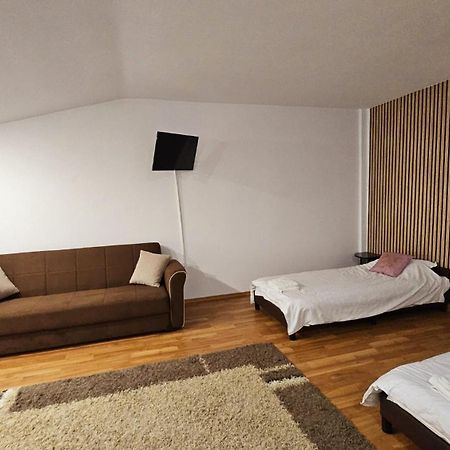 Apartamente Elegante In Regim Hotelier Iasi Bagian luar foto
